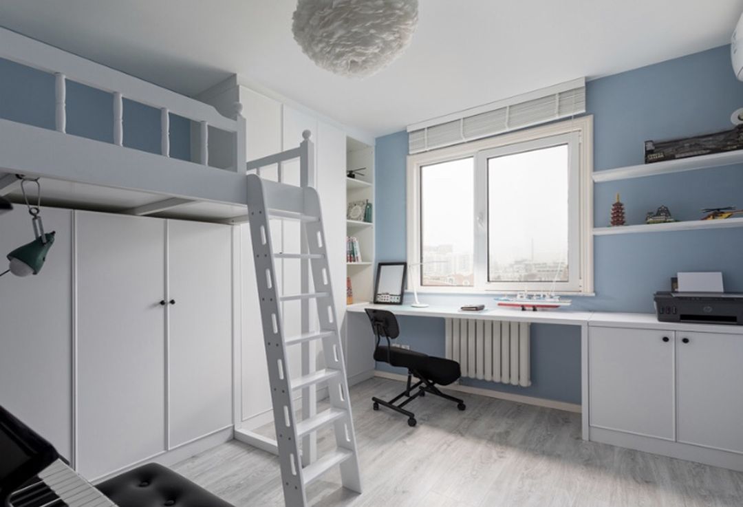 儿童房留出开放式收纳格，孩子喜欢的都展示出来装修效果图片_5