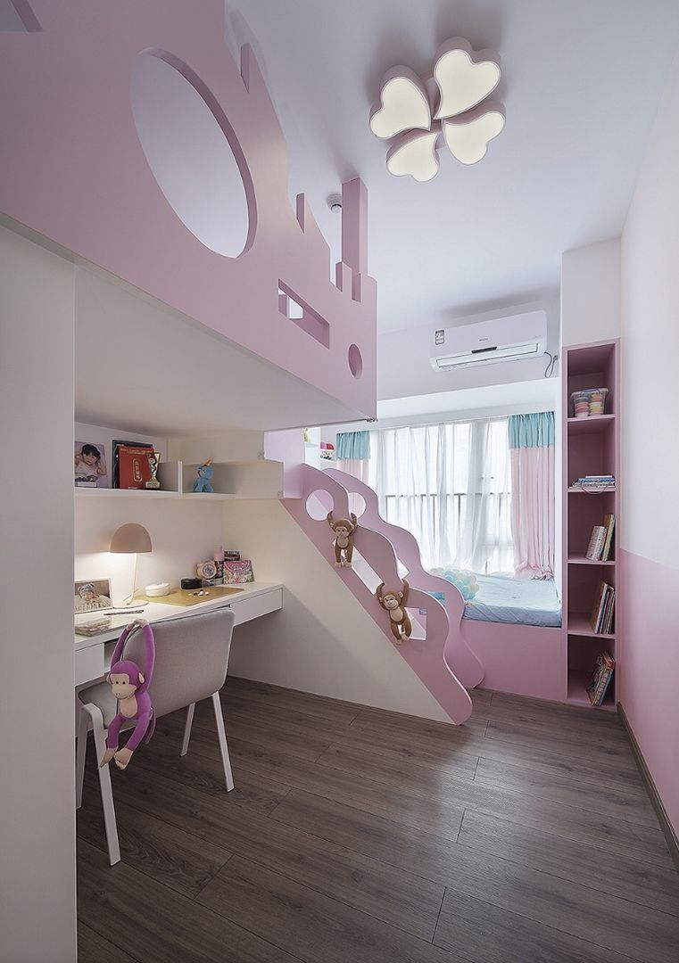 儿童房留出开放式收纳格，孩子喜欢的都展示出来装修效果图片_12