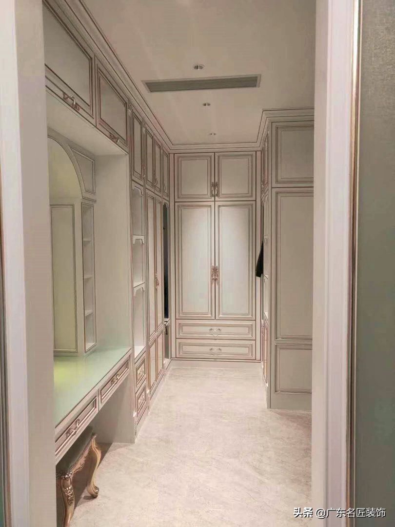 498m²豪装欧式别墅，这就是你羡慕的成功人士的顶配家宅装修效果图片_9