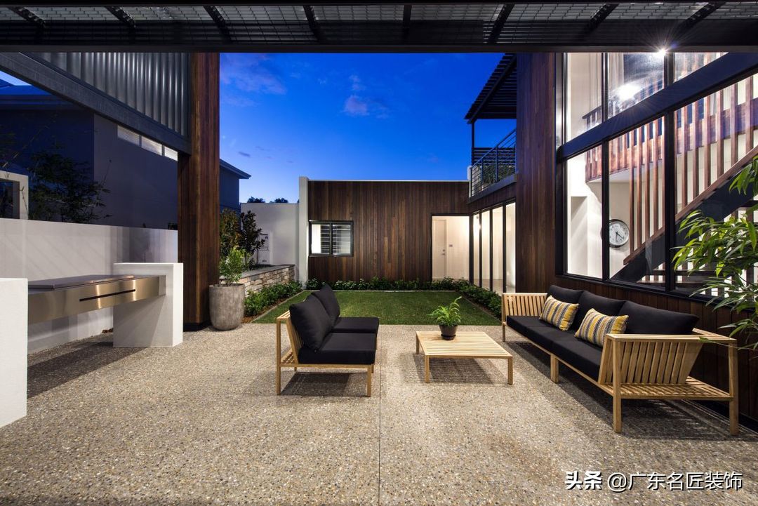 428m²清新北欧风格别墅，客厅与花园相连不能再美了装修效果图片_2