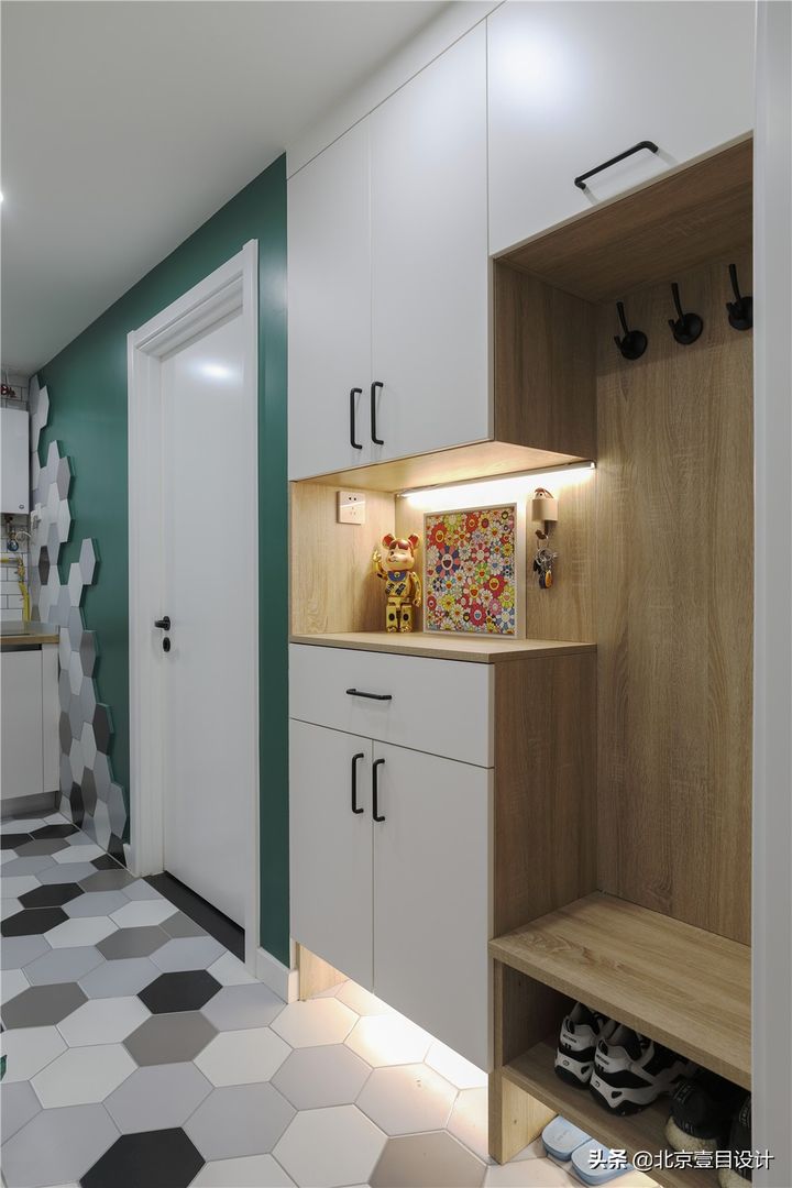 玄关怎么设计的美观且实用装修效果图片_10