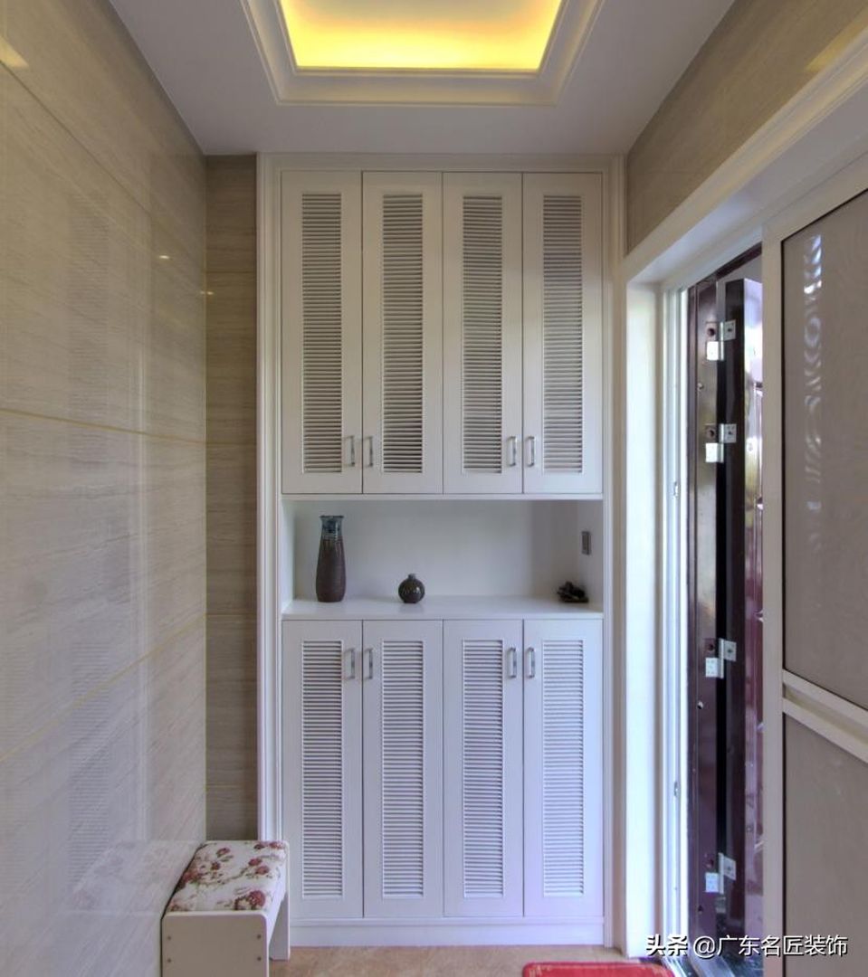 全景实拍568m²欧式奢华别墅，高端大气上档次的完美呈现装修效果图片_6