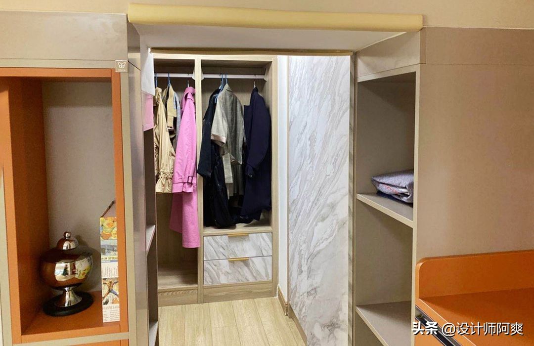 45㎡轻奢风小复式，麻雀虽小五脏俱全装修效果图片_8