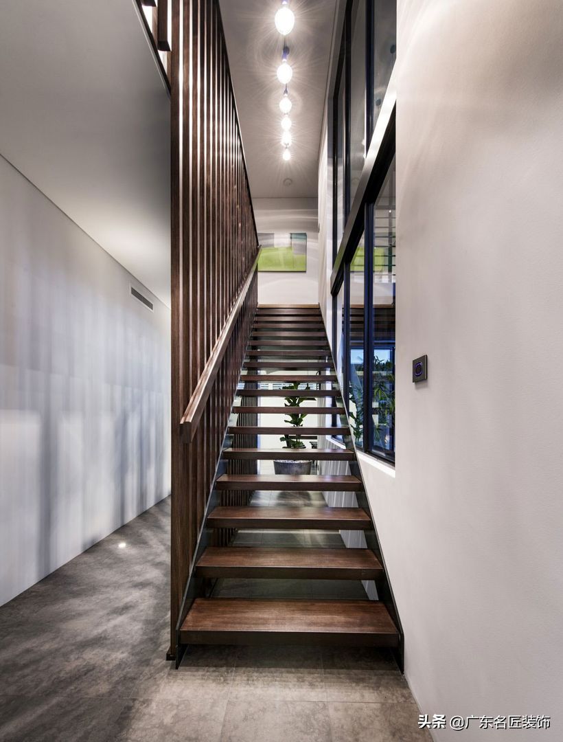 428m²清新北欧风格别墅，客厅与花园相连不能再美了装修效果图片_5