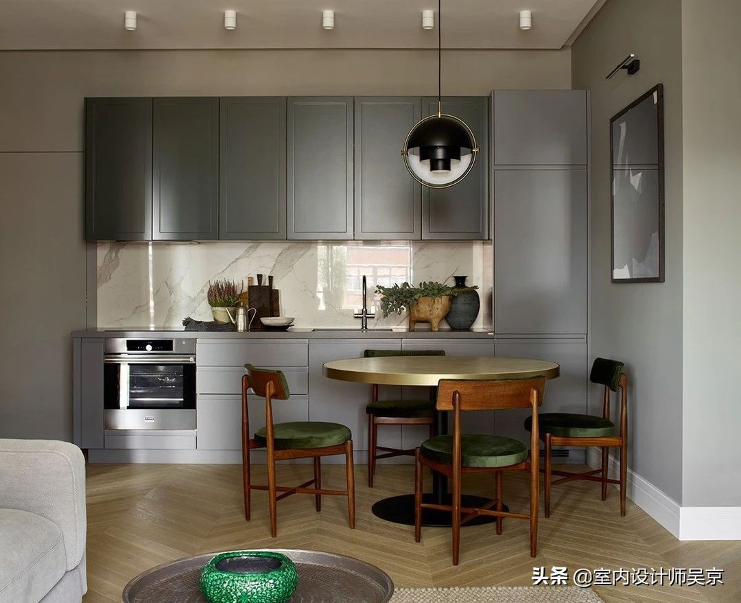 88㎡ 高级灰设计，营造轻奢之美装修效果图片_2