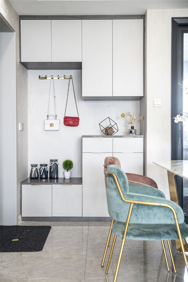 18张高颜值入户玄关设计，领略一进门的美装修效果图片_3