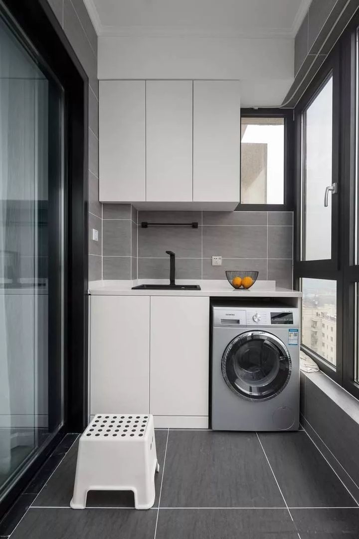 33张阳台洗衣机柜搭配，总有一款适合你家阳台装修效果图片_21