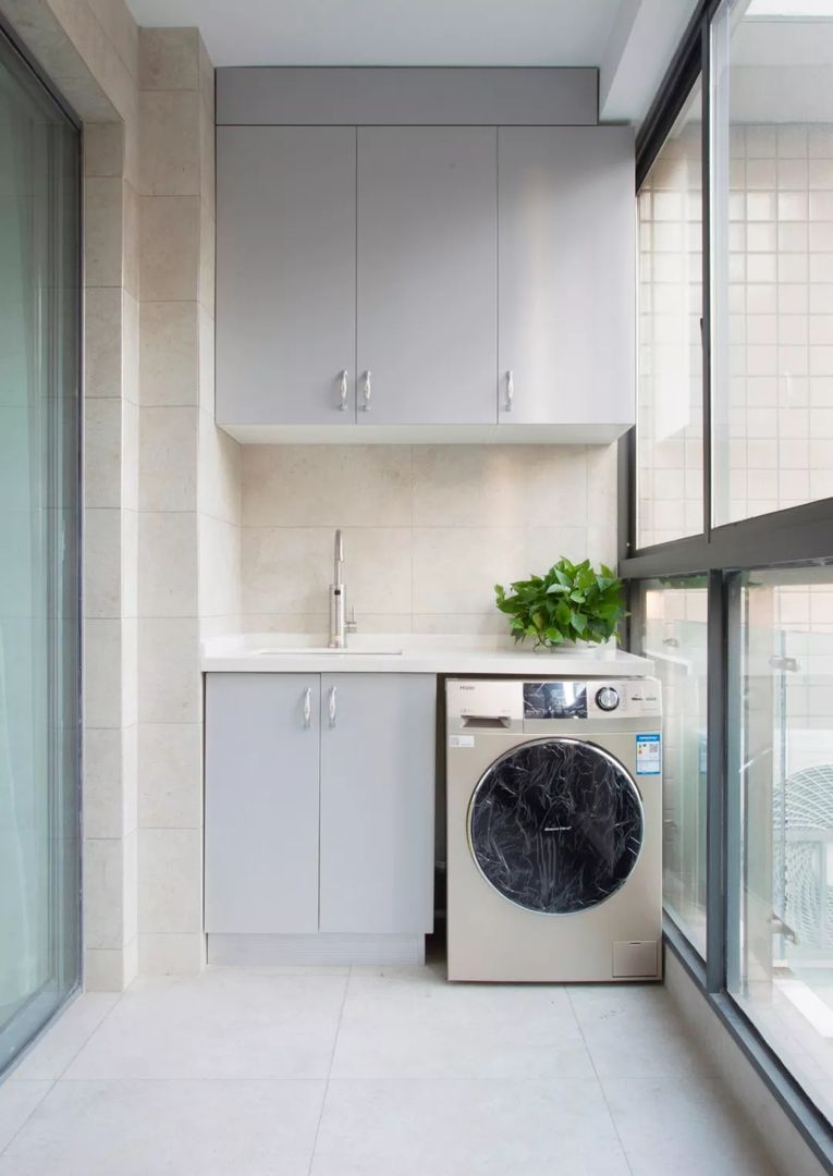 33张阳台洗衣机柜搭配，总有一款适合你家阳台装修效果图片_24
