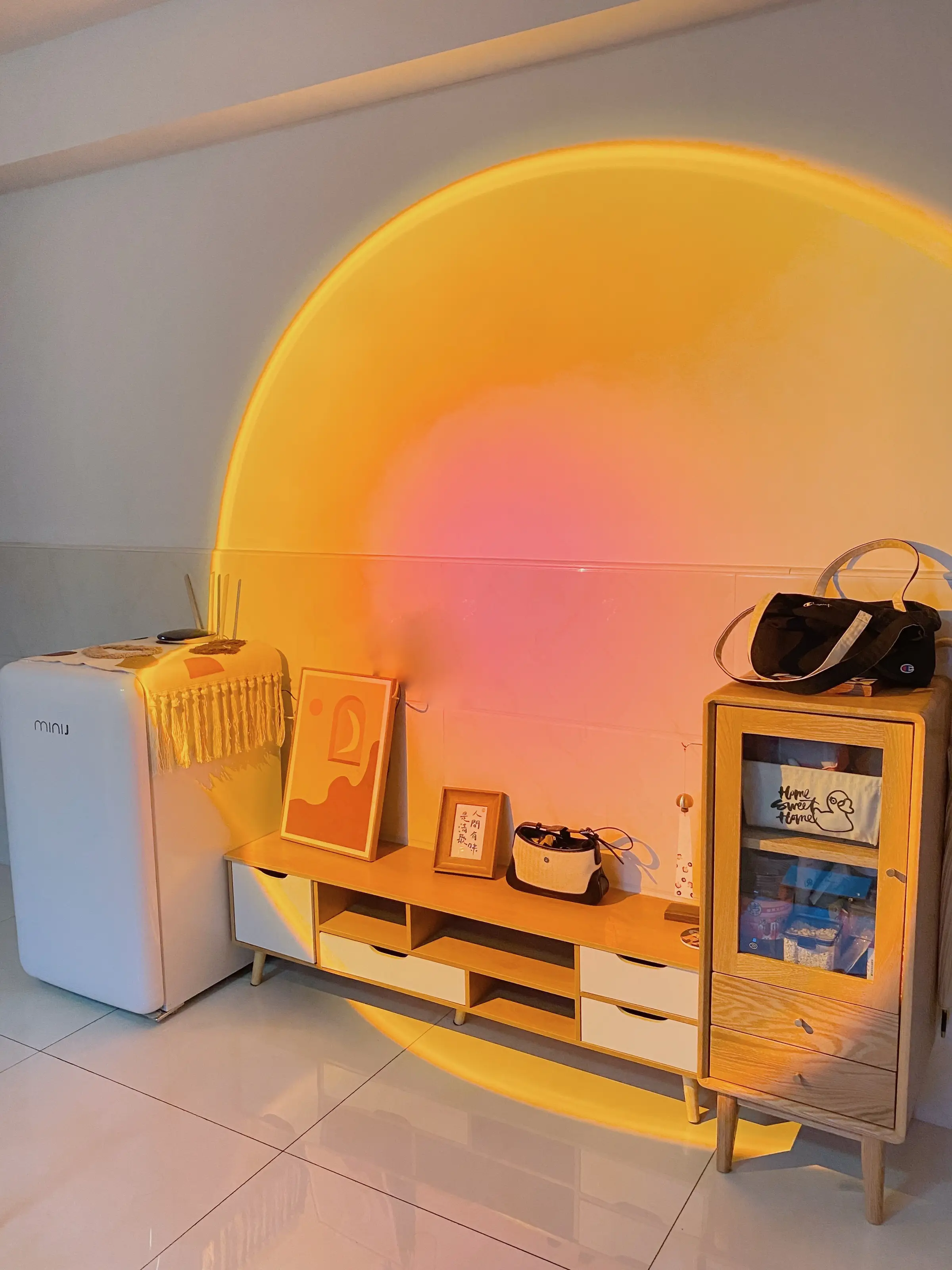 客厅一角也布置的温馨又治愈图片_3