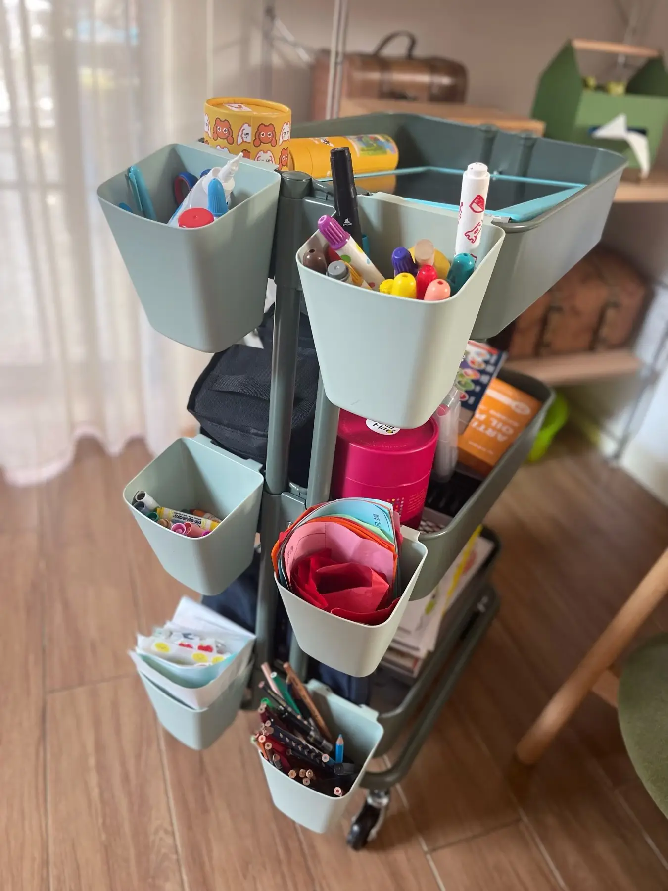 人手一辆的小推车变身手工车图片_1