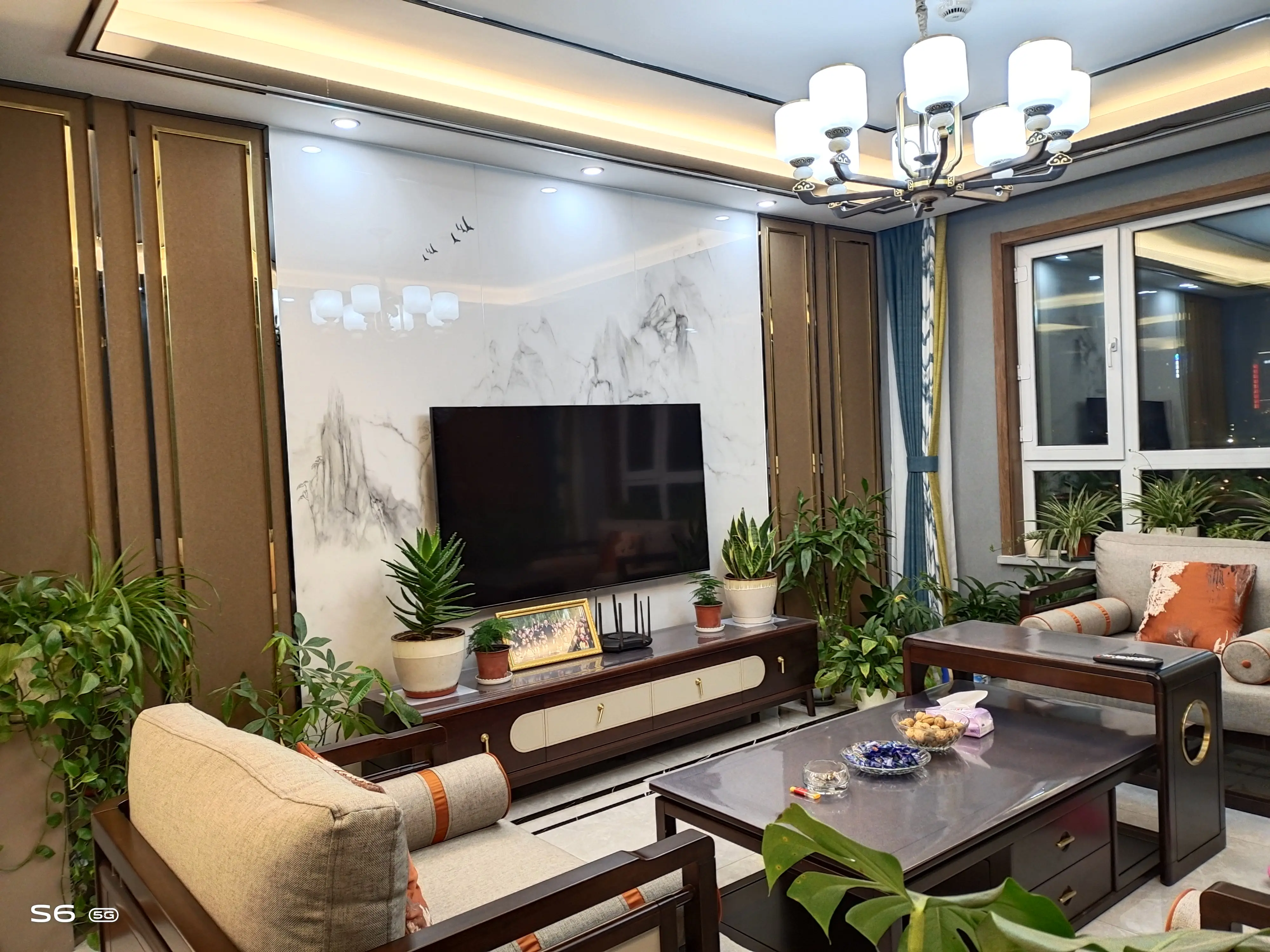 实拍680平欧式轻奢别墅，感受浪漫生活图片_0