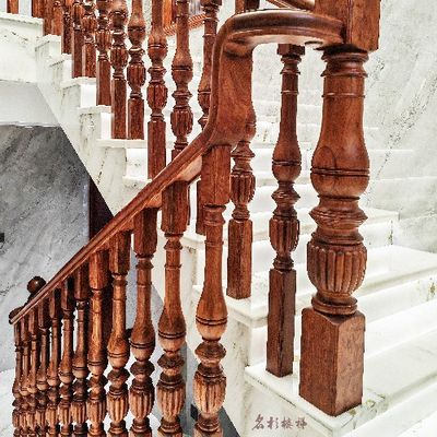 名杉楼梯创意城