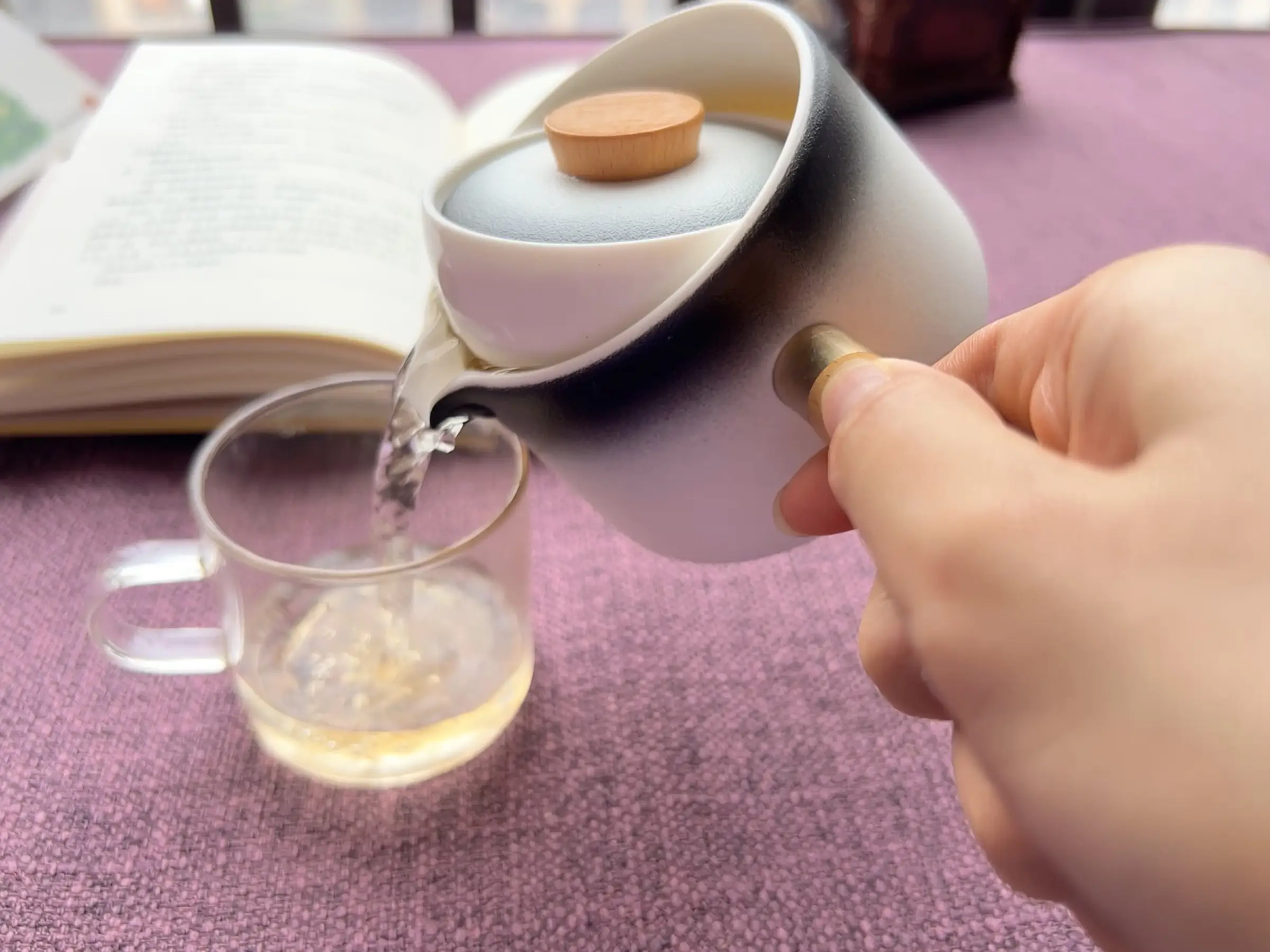 360°旋转饮茶壶，安心饮茶。图片_2