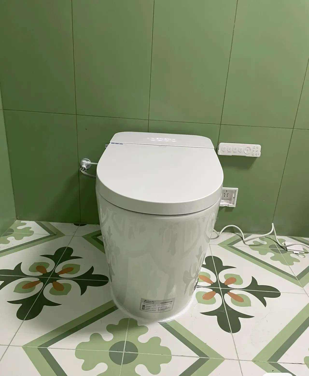 姐妹们都在用的智能马桶，你还不赶紧上车？图片_0