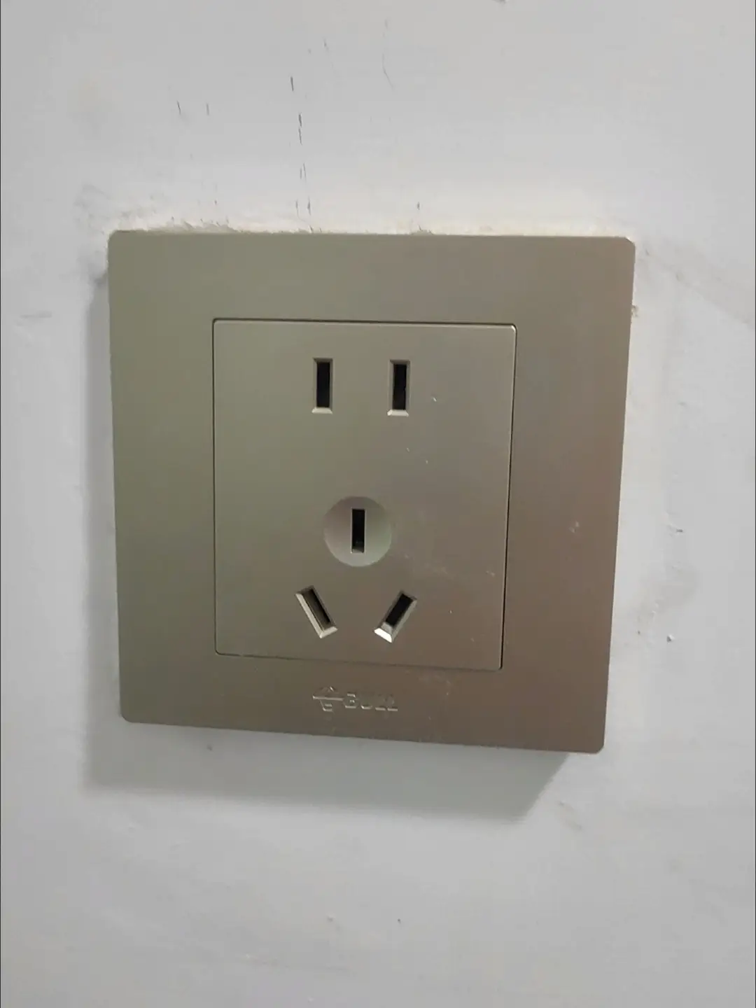 开关插座选什么品牌，不去看看这个推荐图片_2