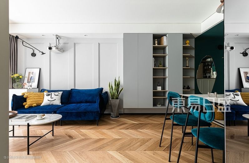 无主灯设计客厅效果图两种风格你喜欢哪一种？(图2)