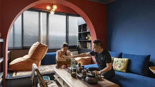 52m²美式复古小蜗居，竟藏有衣帽间+吧台+榻榻米书房！