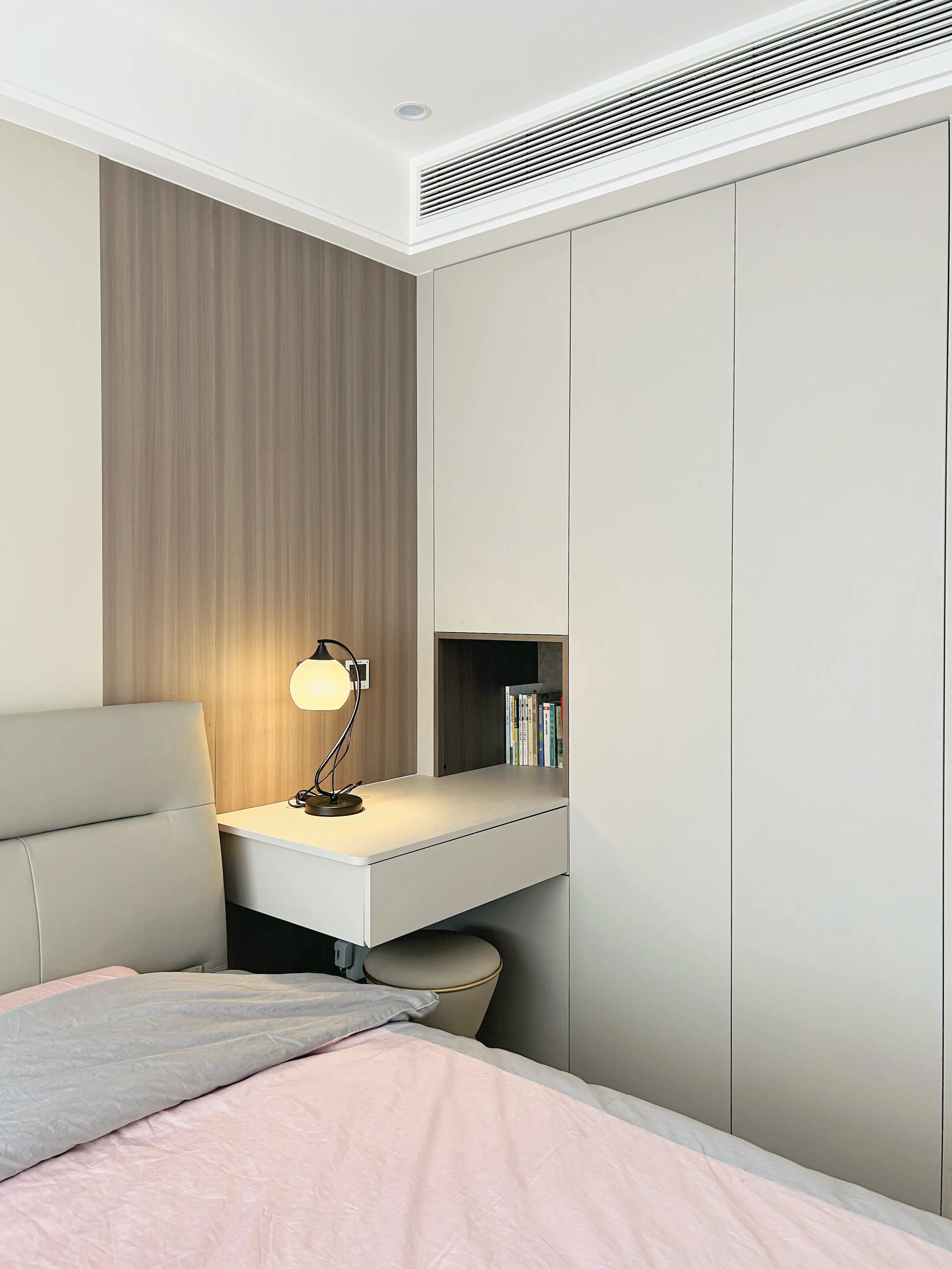 让你的卧室变身为舒适之地图片_3