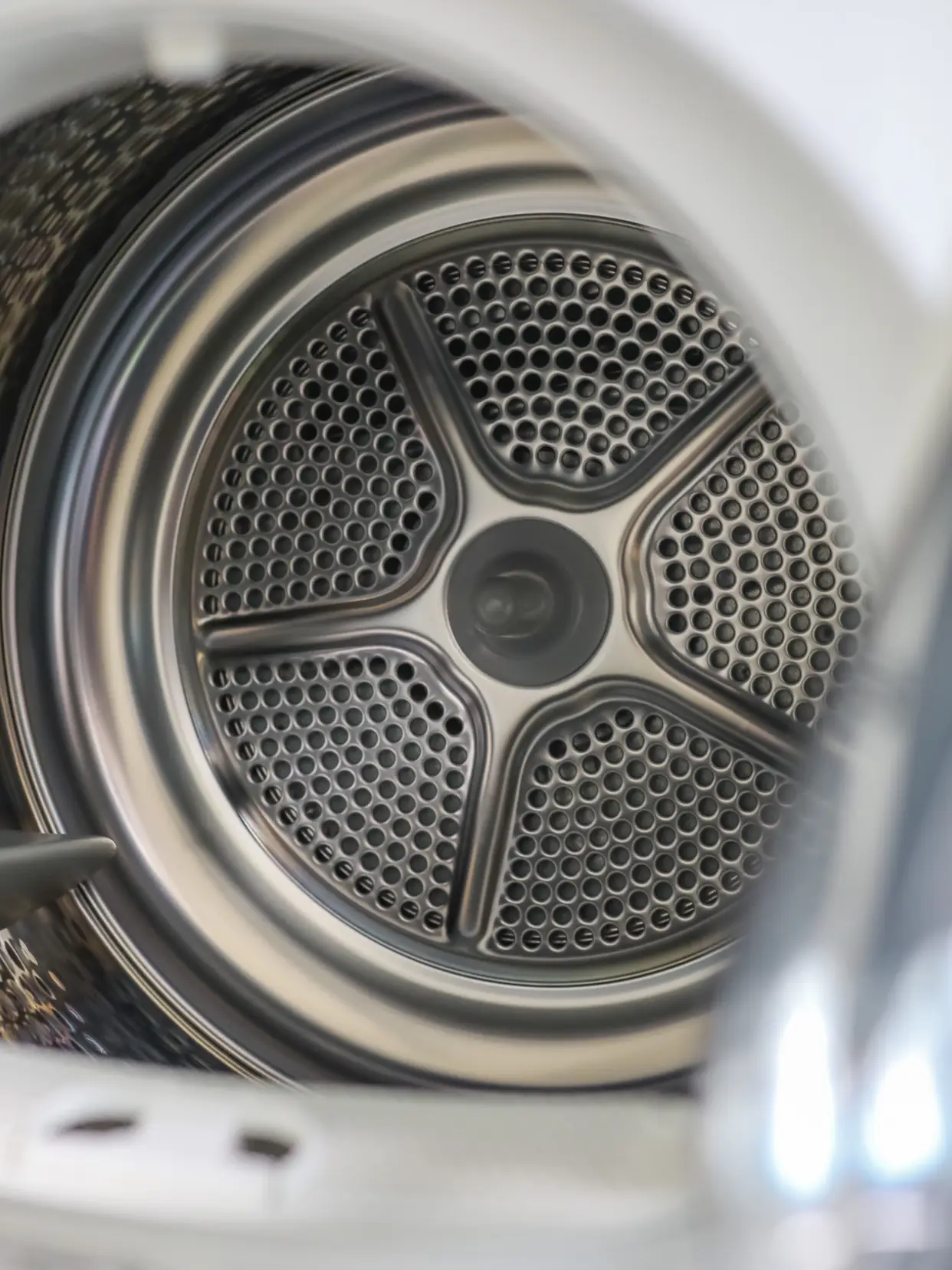 看完这些毛絮还觉得干衣机在北方多余吗？图片_1