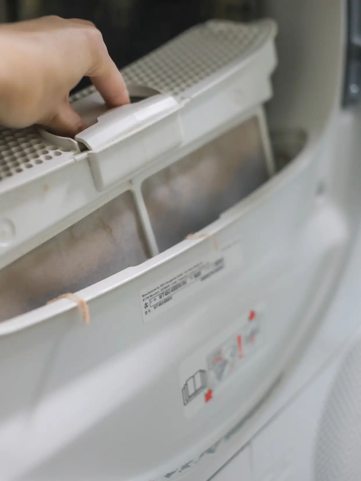 看完这些毛絮还觉得干衣机在北方多余吗？图片_5