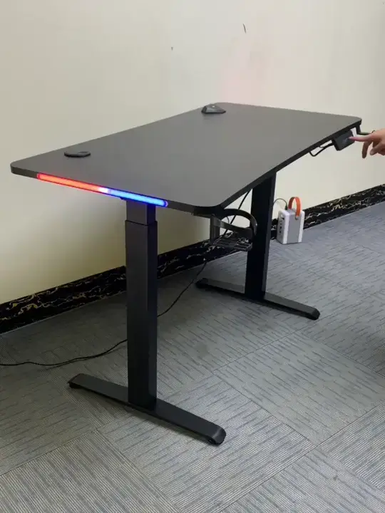 都什么档次？跟我用一样的电动升降桌！