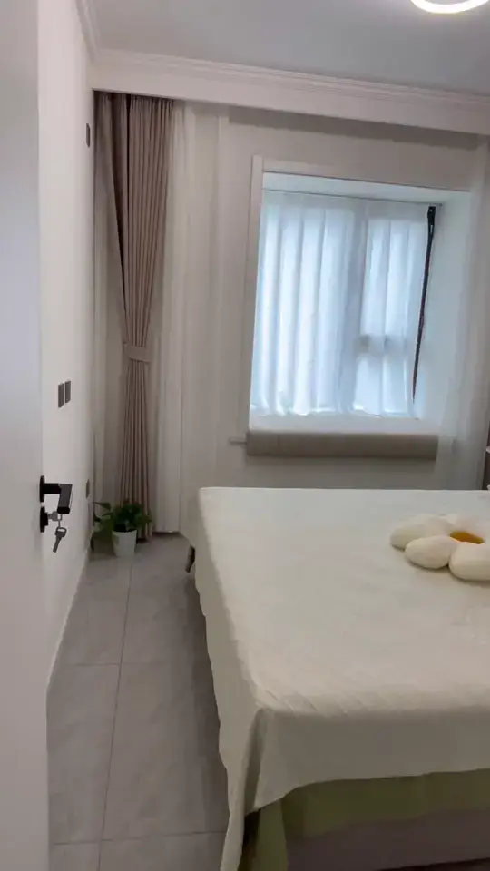 八个平的小卧室