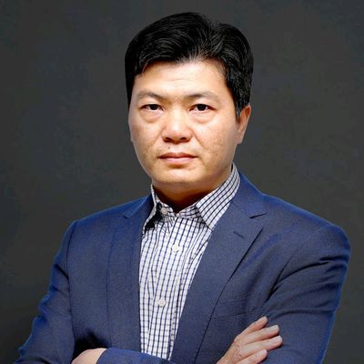 锋少瑞住优卡
