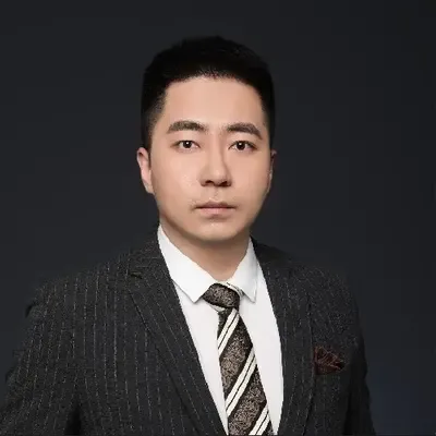 长春设计李总监