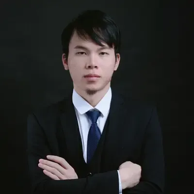 南宁至简名设一何昌蓉
